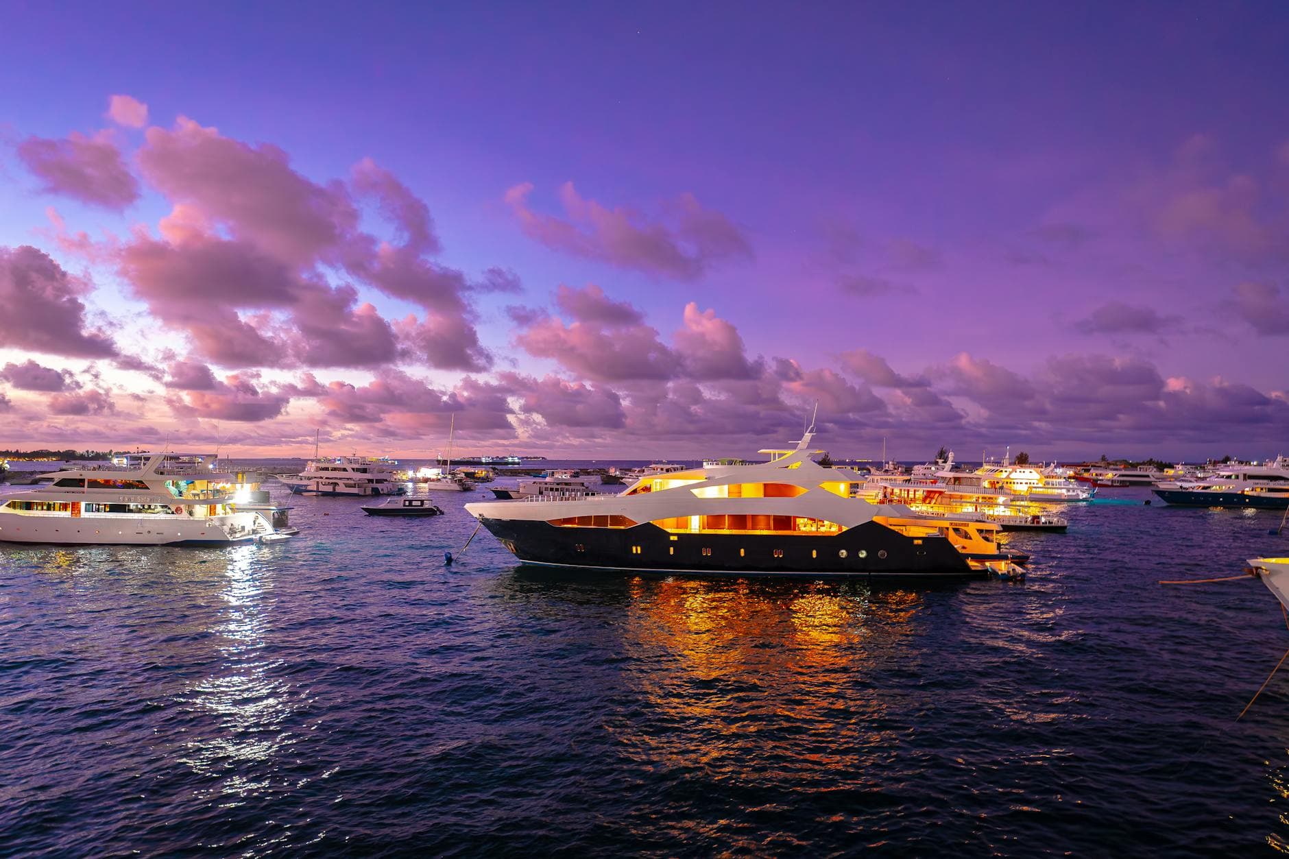 Marina Bay Yacht Charters